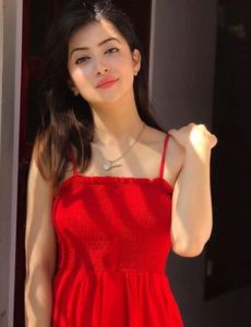 Call Girls in Viman Nagar