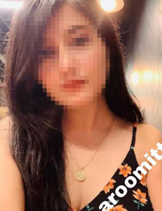 Call Girls in Viman Nagar